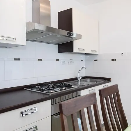 Darko Near The Sea Apartament