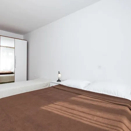 Apartament Darko Near The Sea